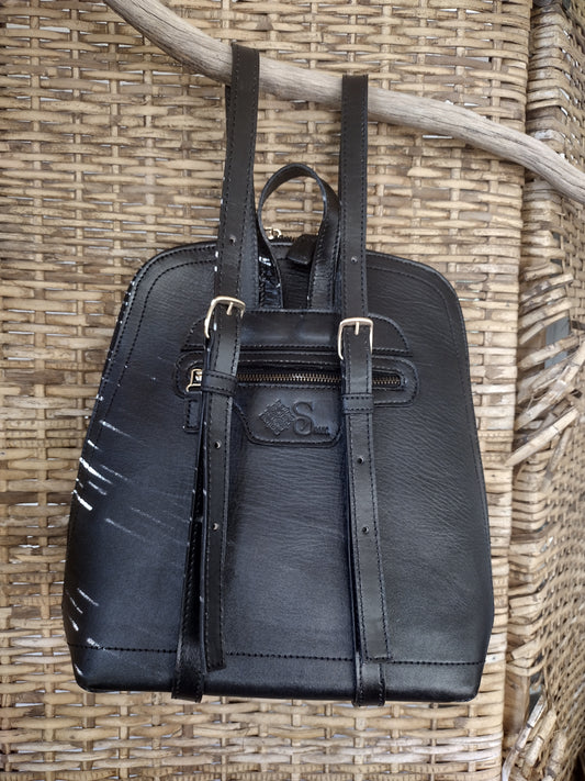 Hand tolled leather backpack sugar skull Black