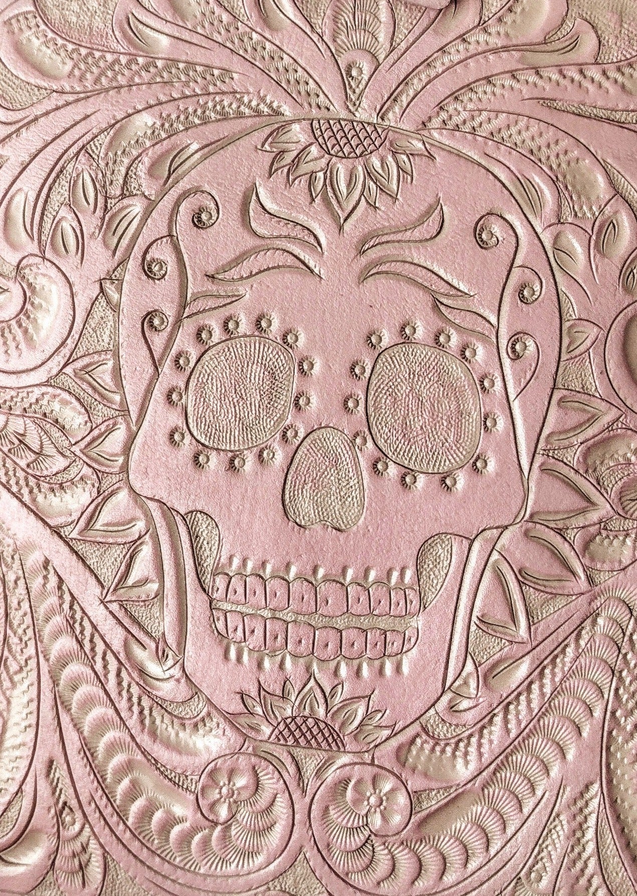 Hand tolled leatrher bachpack sugar skull Pink /wash