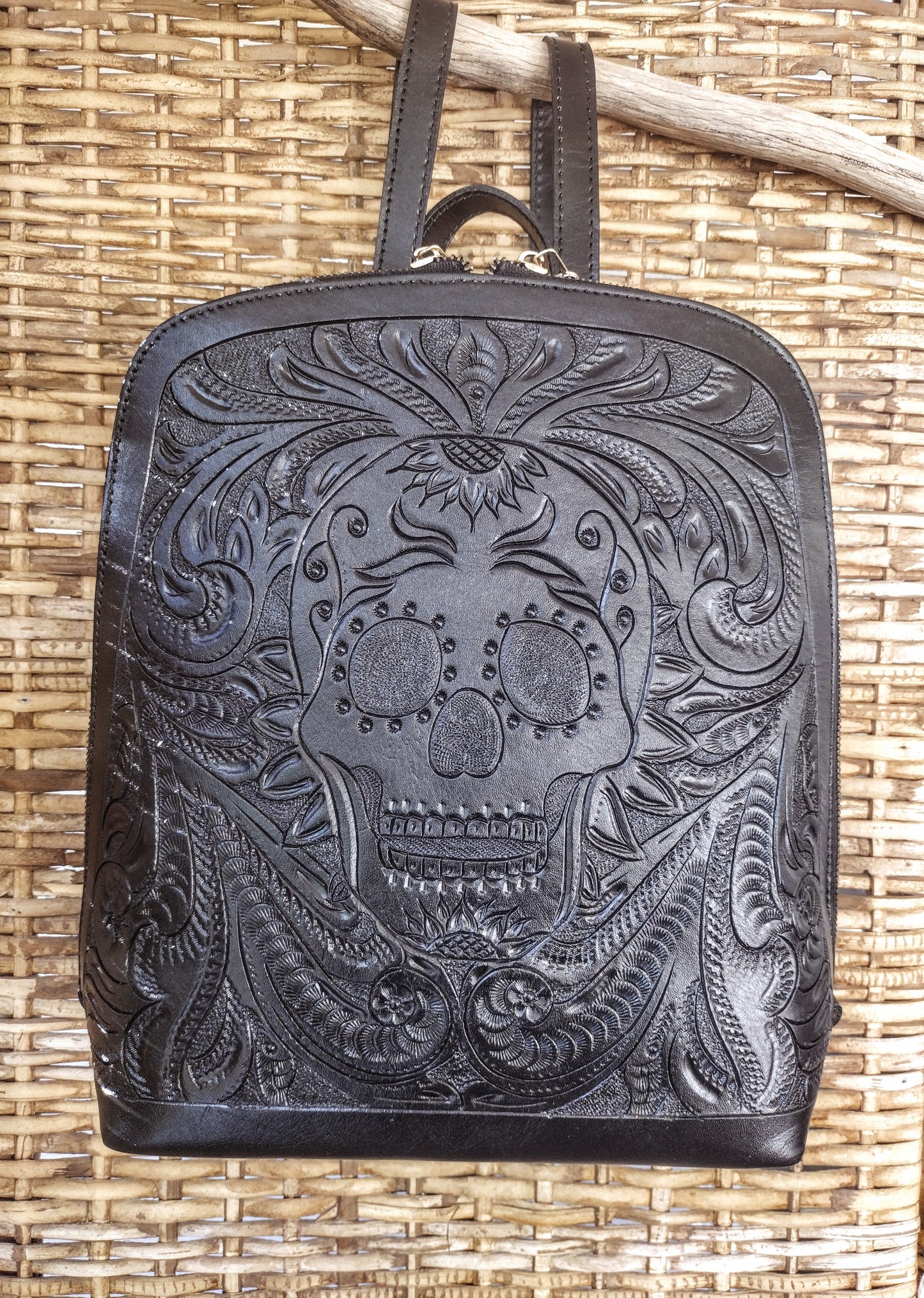Hand tolled leather backpack sugar skull Black