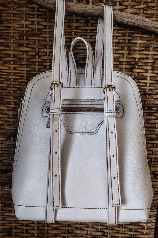 Hand tolled leather backpack sugar skull White /wash
