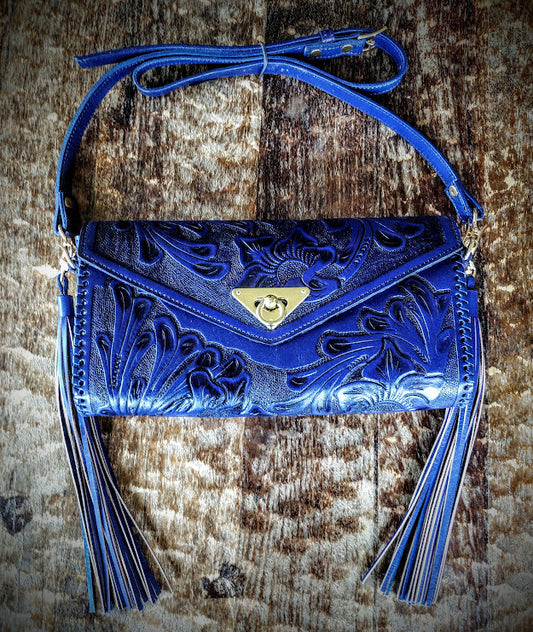 Clutch purse azul/rey with shoulder strap