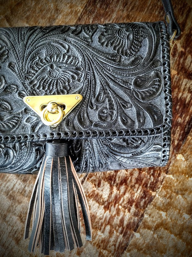 Vintage Style Cross Body Purse Black