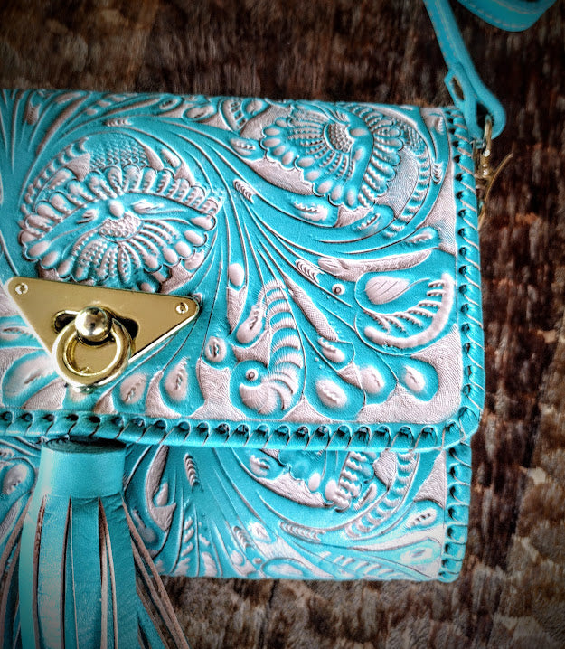 Copy of Copy of Vintage Style Cross Body Purse blue/wash