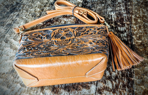 Sugar skull style Cross Body Purse Honney/black