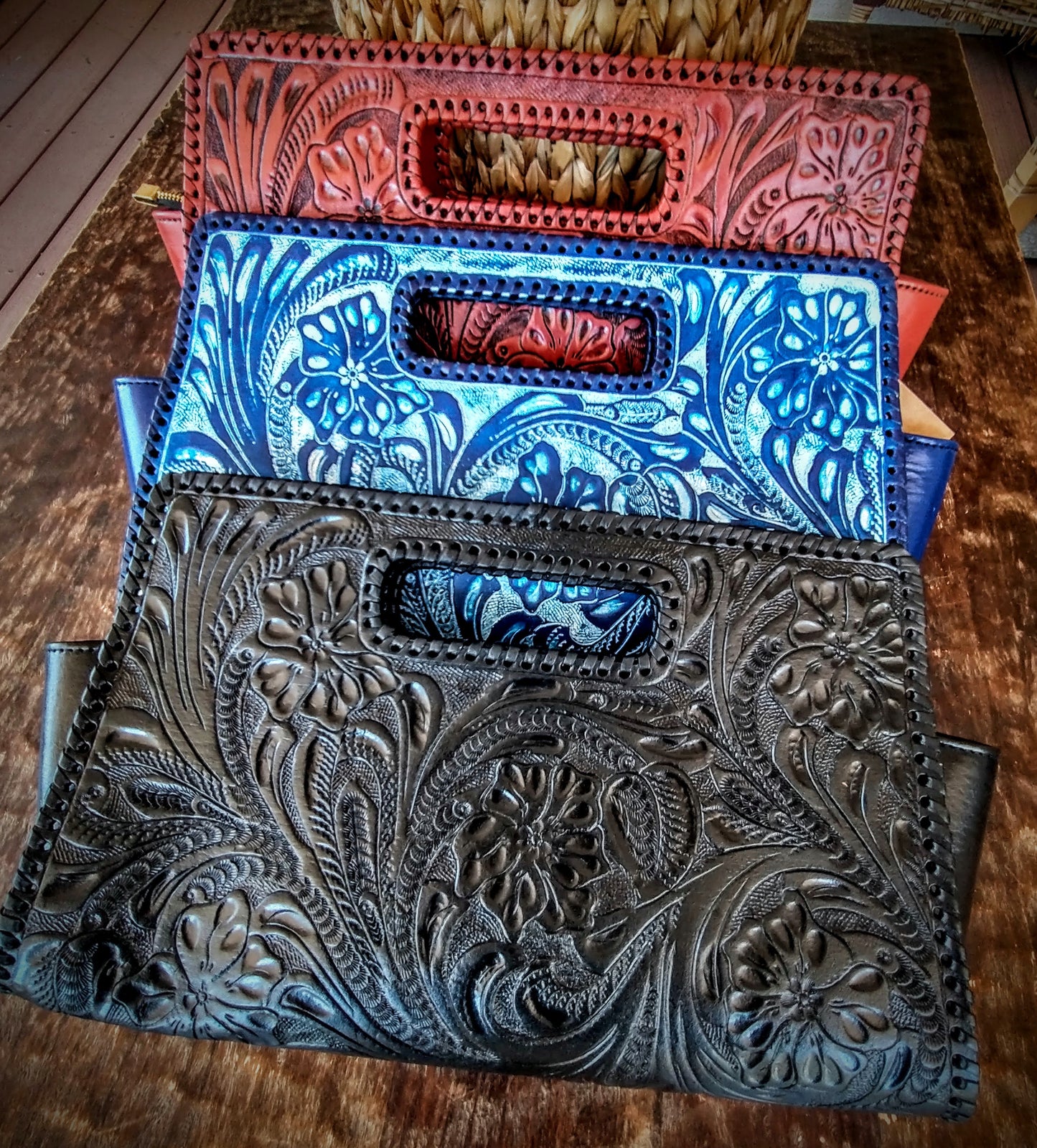 Classic Floral Pattern Hand Bag