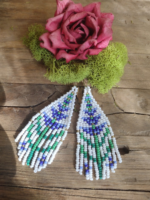 Lavanda floral fringe earrings